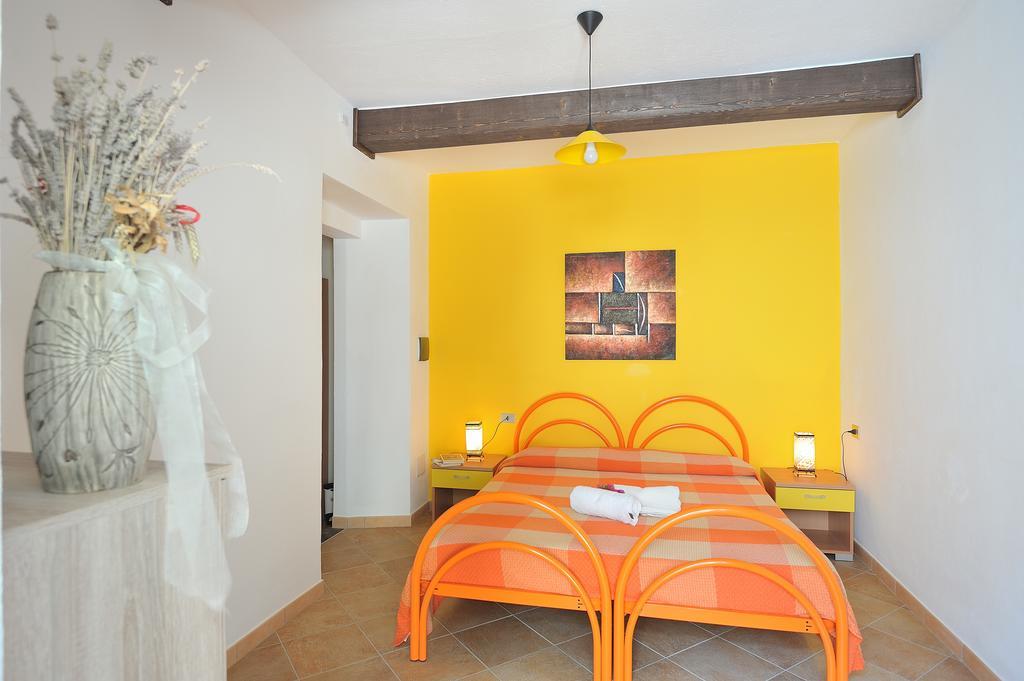 B&B Issicoro Baunei Εξωτερικό φωτογραφία