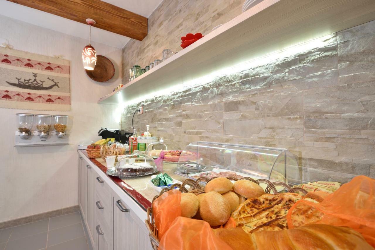 B&B Issicoro Baunei Εξωτερικό φωτογραφία