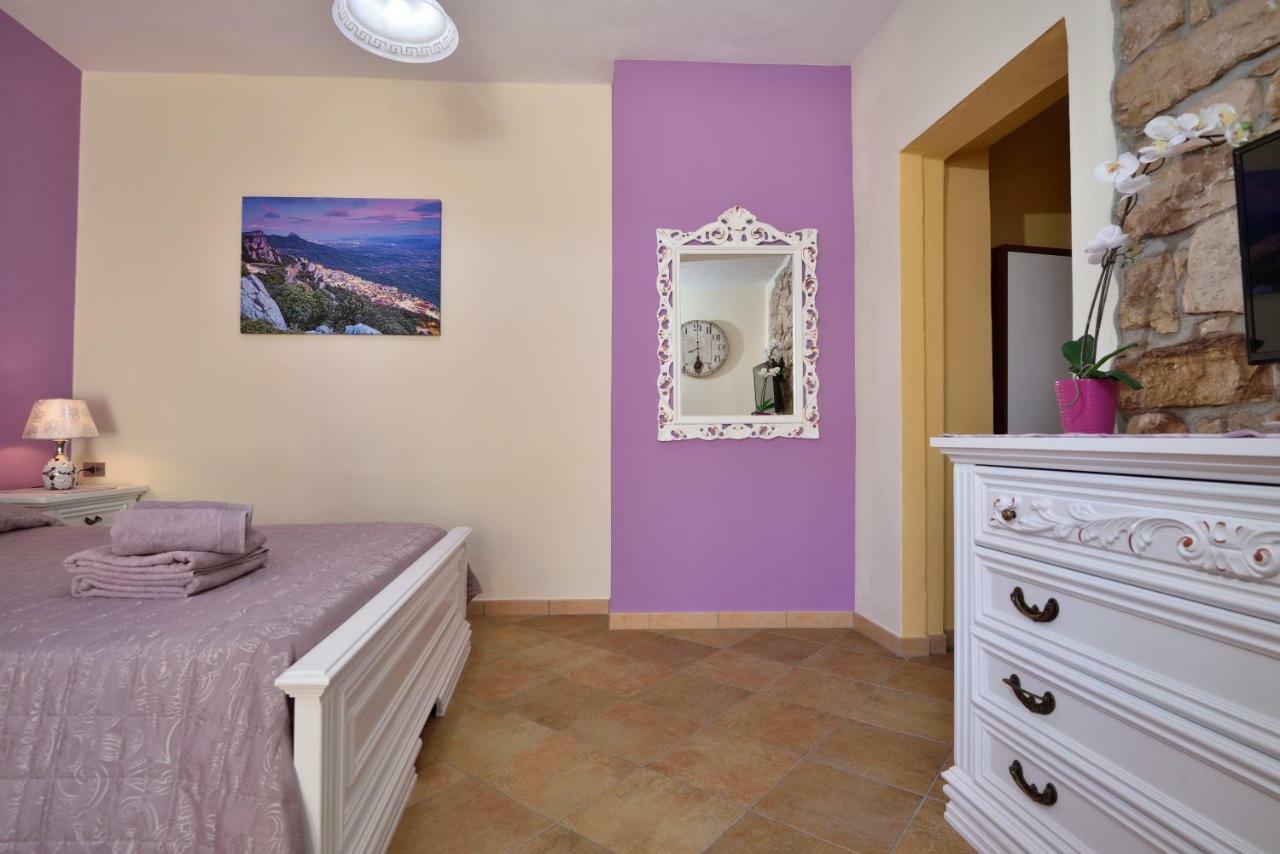 B&B Issicoro Baunei Εξωτερικό φωτογραφία